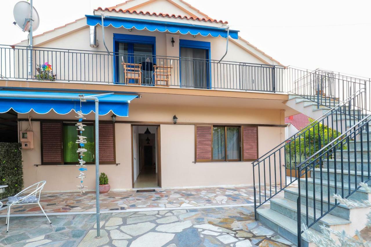 Sofia'S Place Sami  Exterior photo